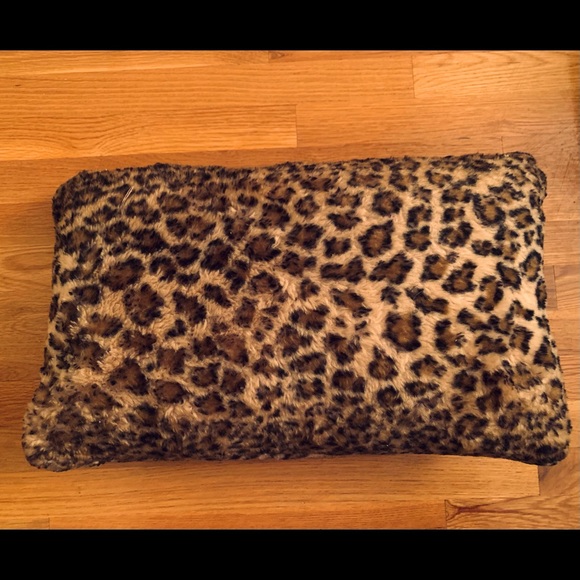 SOLD!🐆🖤 1960’s style Leopard Print Pillow - Picture 2 of 4